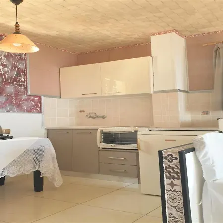 Entire Full View 3 Bedrooms 3 Bathrooms 3 Kitchens * Limenas Chersonisou